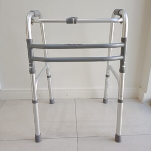 ANDADOR DE ALUMÍNIO ARTICULÁVEL 3 BARRAS ATÉ 135KG (SC300) - HIDROLIGHT